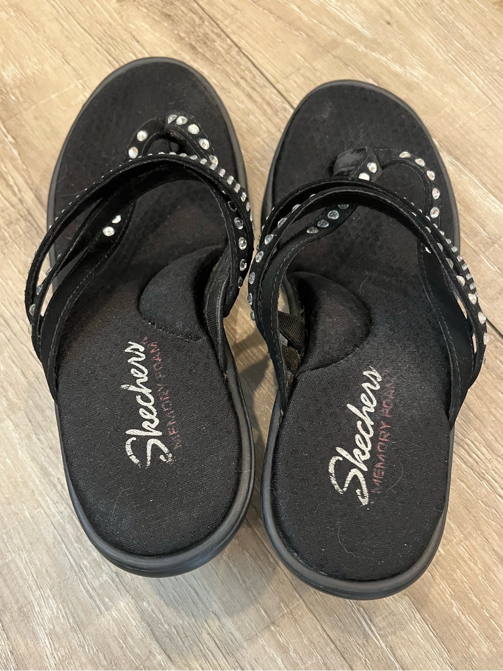 Skechers Black Rhinestone Thong Memory Foam Sandals 7.5 - Picture 6 of 13